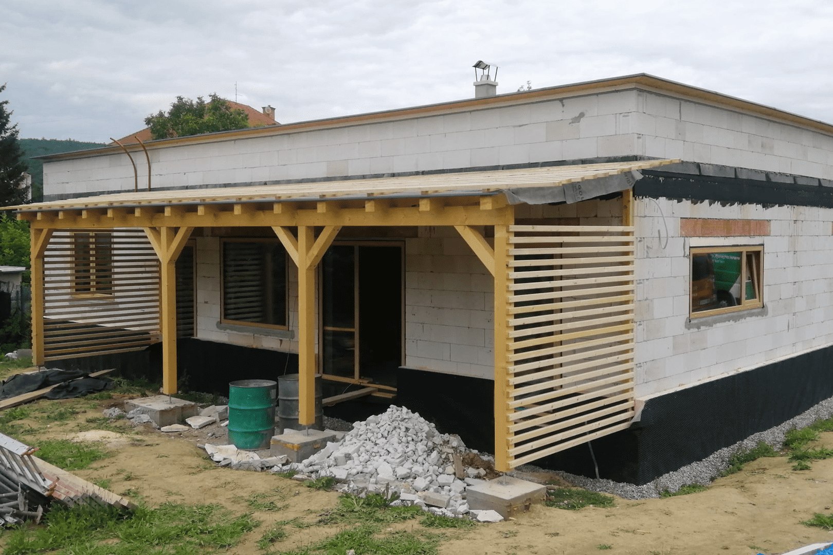 Pergola k domu